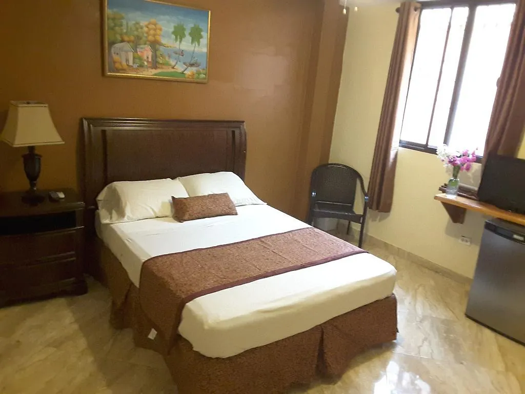 بورت أو برنس Diquini Guest House